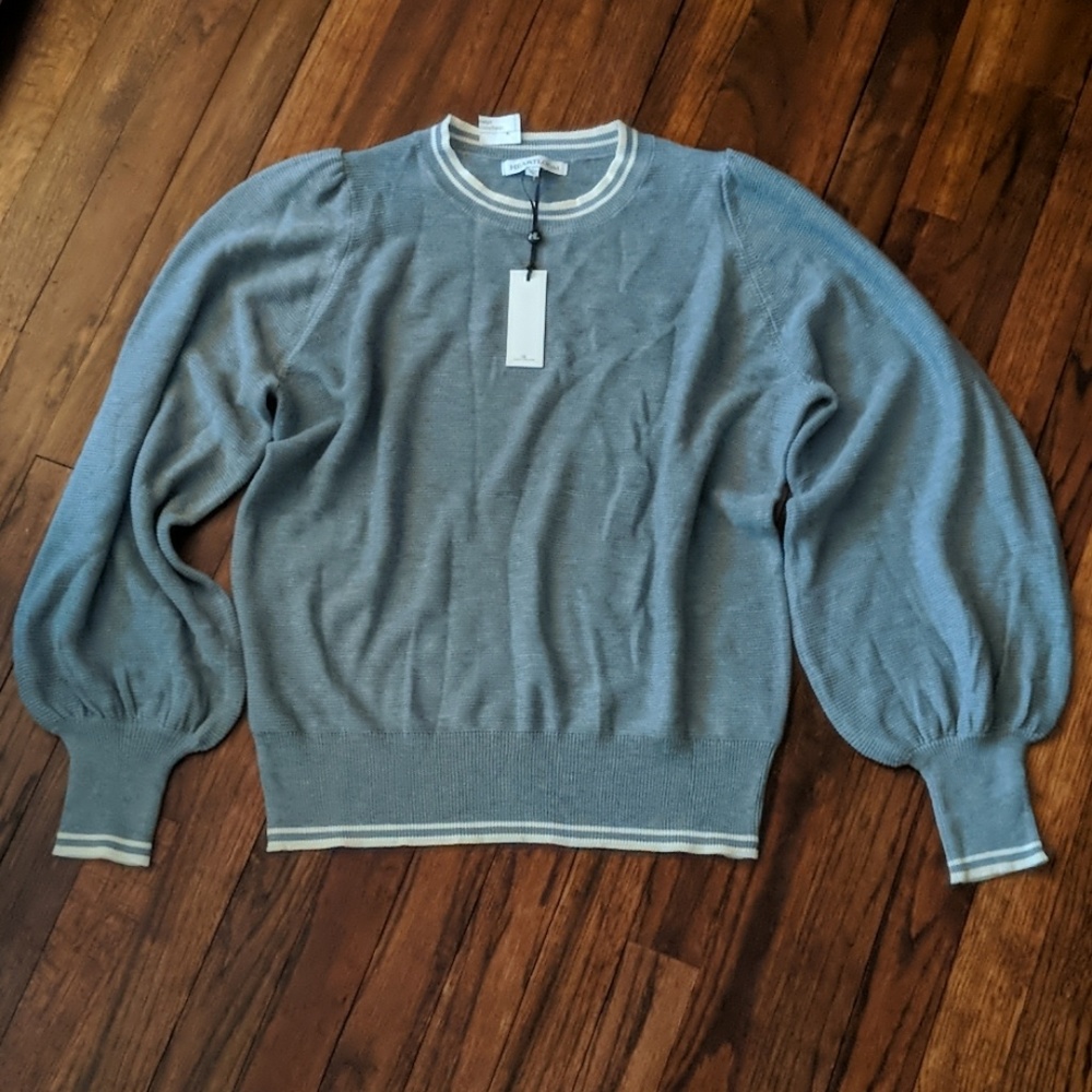 Heartloom gray sweater